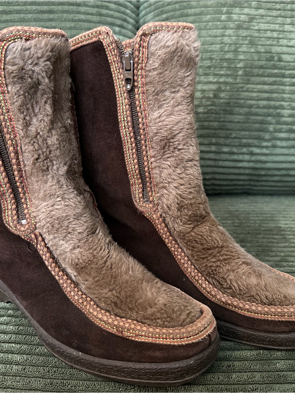 Vintage YODELERS Size 6.5W 70s Mid-Calf Boots Suede Leather Faux Fur